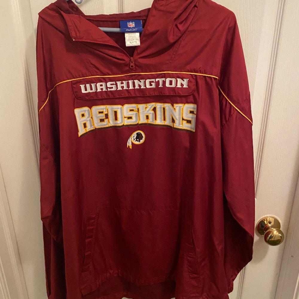 XL Washington Redskins windbreaker